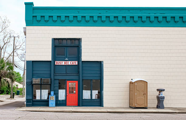 Portable bathroom rental in Moline, IL